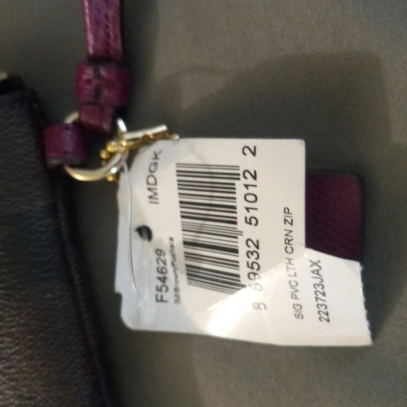 Coach Wrist Purse NWT - Picture 7 of 7